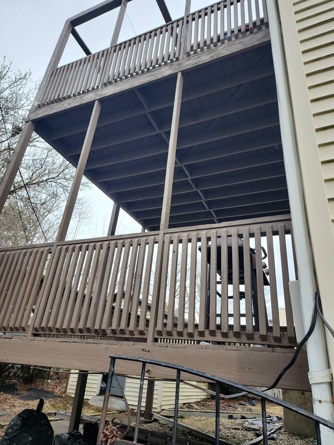 Building Photo - 27 Becket St