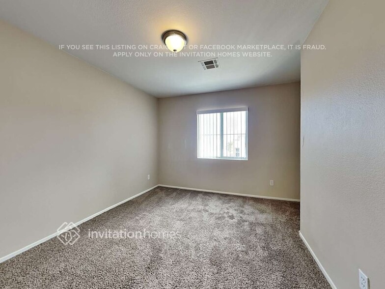 Building Photo - 9120 Blue Raven Ave