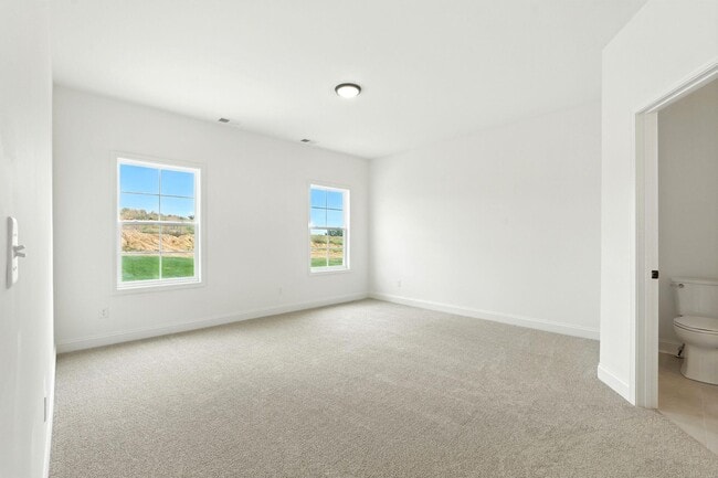 Building Photo - 1112 Mission Dr