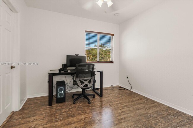 Building Photo - 8931 SW 18th St