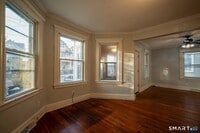 Building Photo - 166 Beaver St