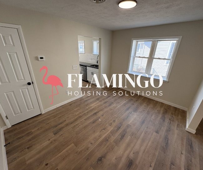 Building Photo - 108 Macready Ave