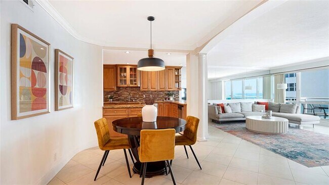 Building Photo - 3430 Galt Ocean Dr