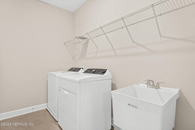 Building Photo - 489 Caiden Dr