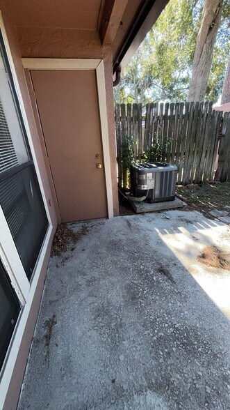 Building Photo - Full Sail/Winter Park 2/2 condo available ...