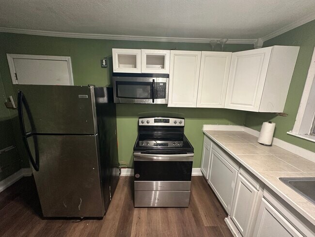 Building Photo - 165 Pleasant Ct