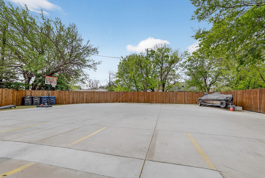 Building Photo - 3521 South Hills Ave