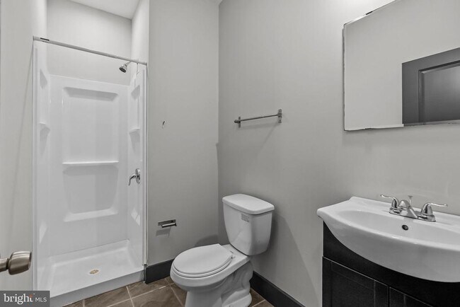 Building Photo - 1805 N 18th St