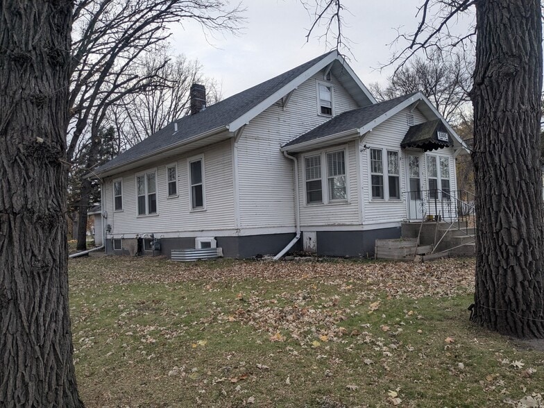 Building Photo - 1102 Kenwood St