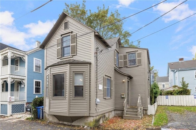 Building Photo - 6 Cozzens Ct