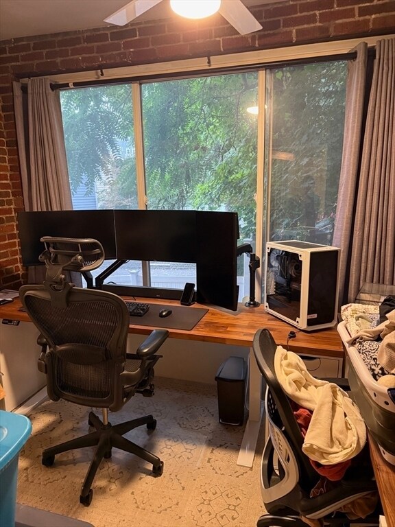 Building Photo - 11 Vinal St