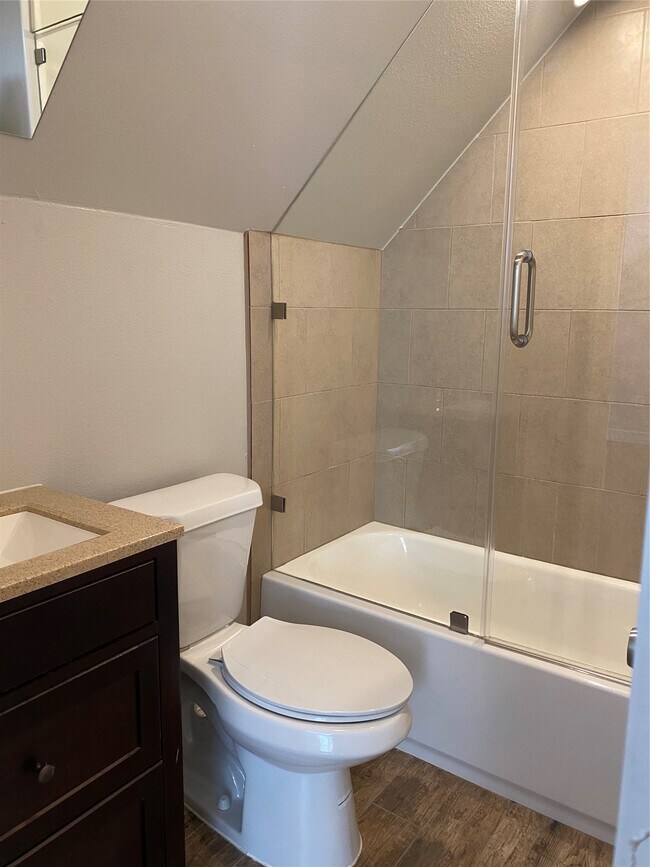 Building Photo - 8246 Lanham Ln