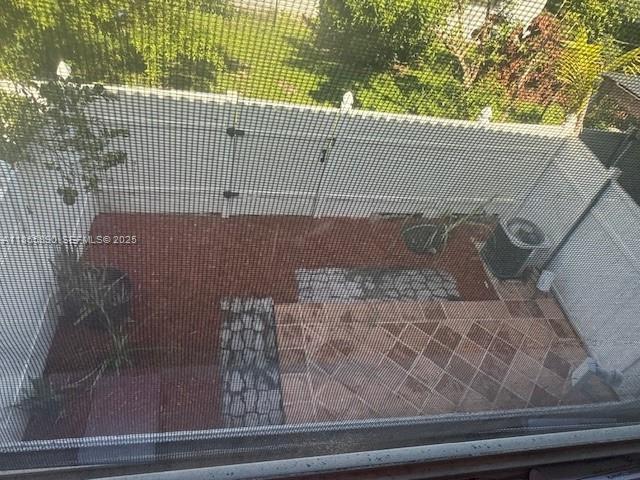 Building Photo - 3920 Woodside Dr