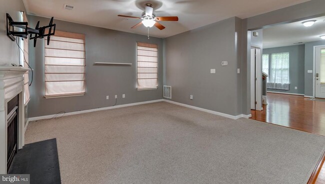 Building Photo - 44241 Beaver Creek Dr
