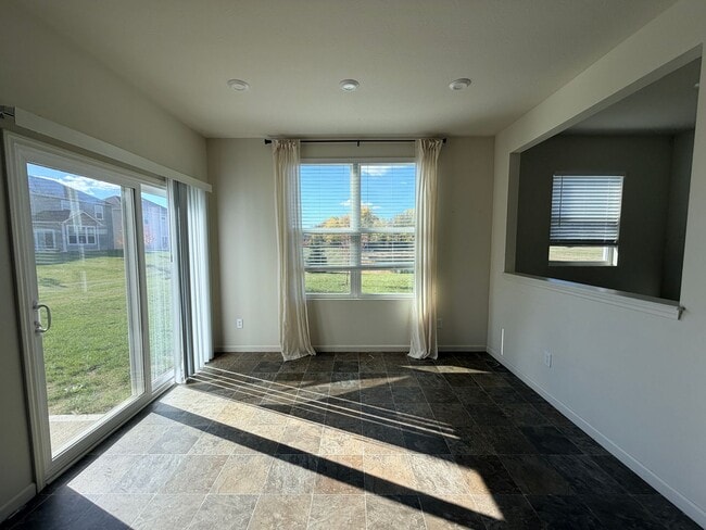 Building Photo - 15545 Westmoor Ave