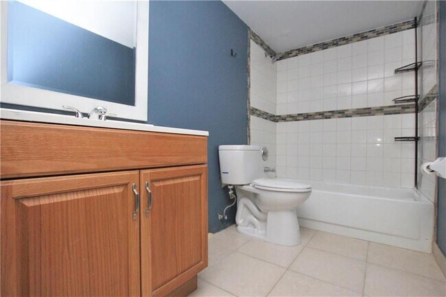 Building Photo - 3413 NW 44th St