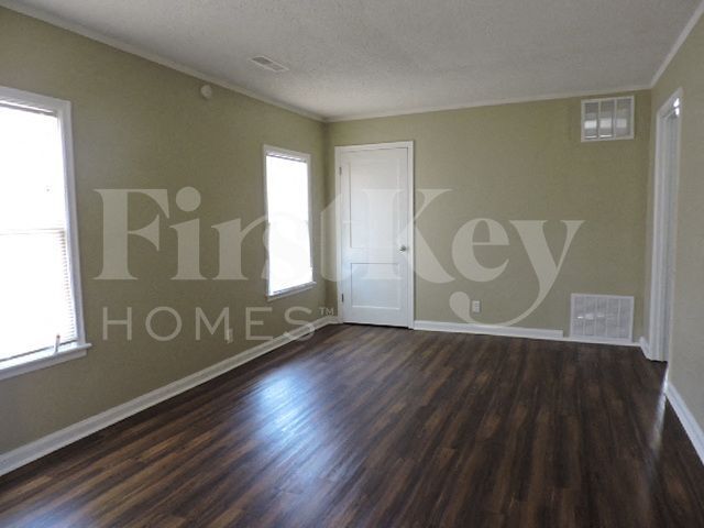 Building Photo - 1477 Flamingo Rd