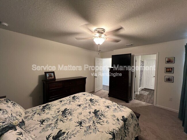 Building Photo - 4335 Jitterbug St
