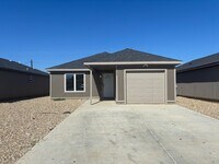 Building Photo - Brand New 3/2 1 car garage in Cherry Point!