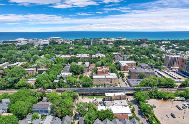 Building Photo - 919 Foster St