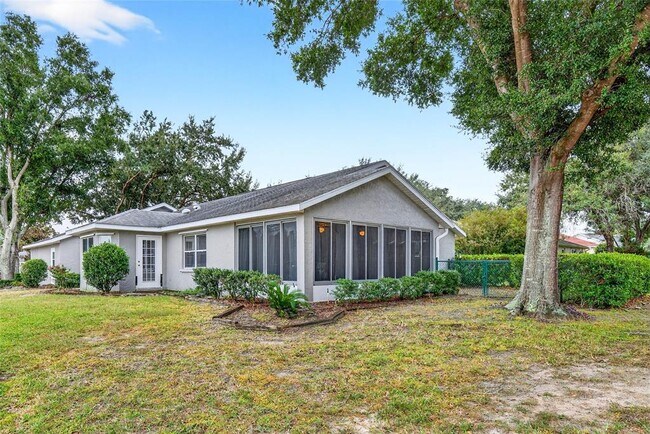 Building Photo - 9000 SW 91st Terrace