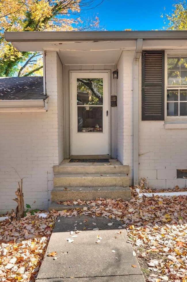 Building Photo - Amazing price for a rental in this area!