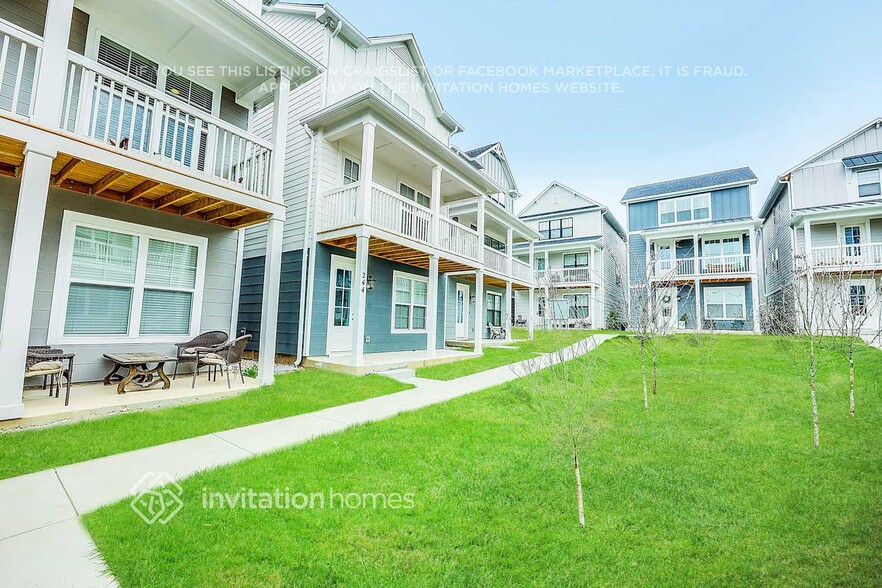 Building Photo - 244 Founders Ln