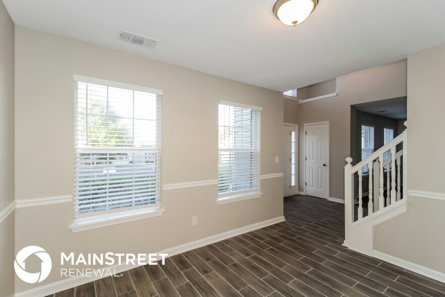 Building Photo - 6251 Village Trace