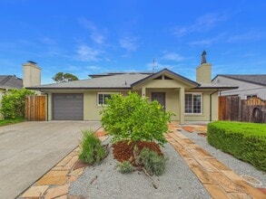 Building Photo - San Carlos home for rent plus studio in-law unit! $7,500