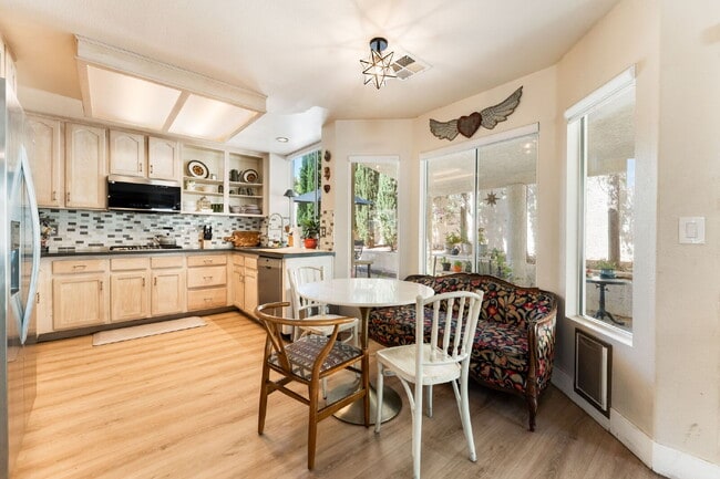 Building Photo - Summerlin 3 Bed / 2.5 Bath Home with Full Solar Panel Use! — Available October 5, 2026