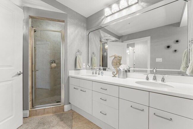 Building Photo - 6422 US-98