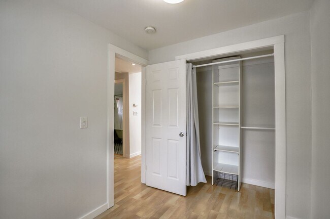 Building Photo - 3669 Madrone Ave