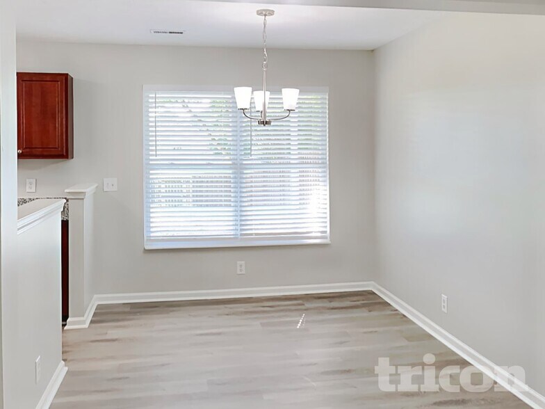 Building Photo - 3336 Cain Harbor Dr