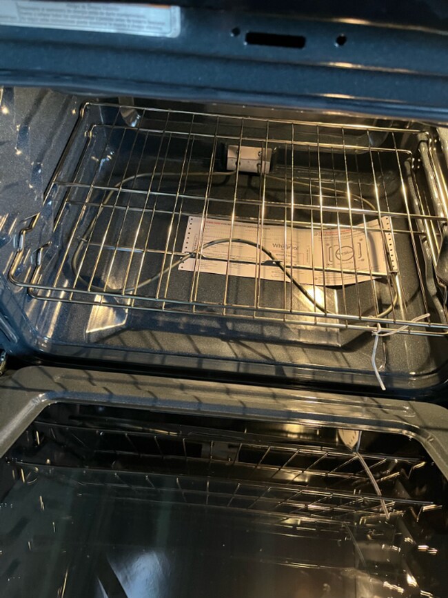 Building Photo - 3 Br Brick Ranch