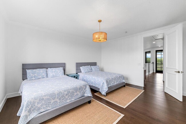 Building Photo - 14289 Equestrian Way