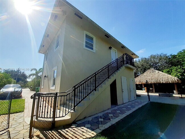 Building Photo - 13755 SW 20th St