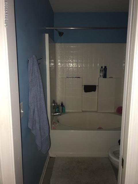 Building Photo - 29 Ardmore Ave