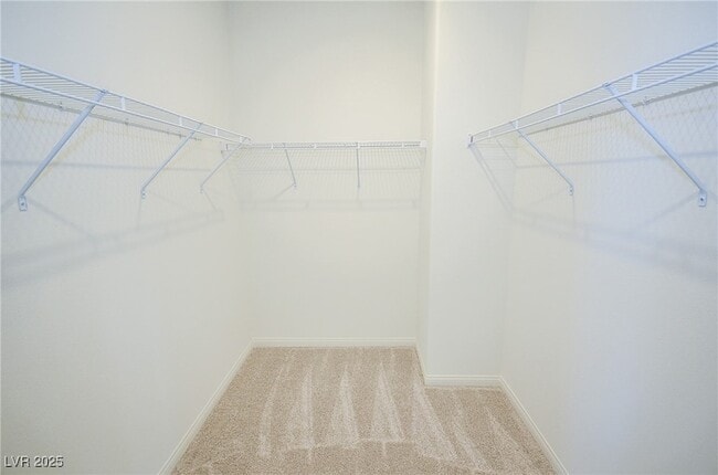 Building Photo - 552 Parkwind Ln