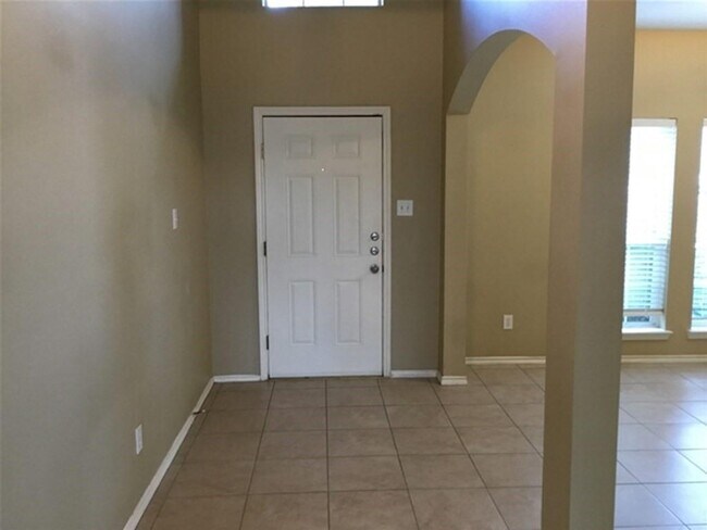 Building Photo - 6205 Ozark Tr