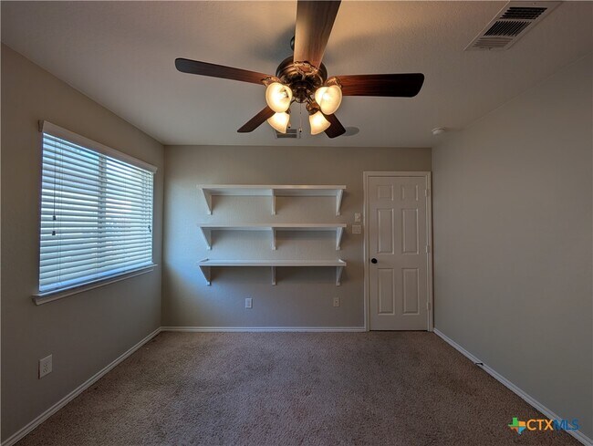 Building Photo - 2937 Post Oak Cir