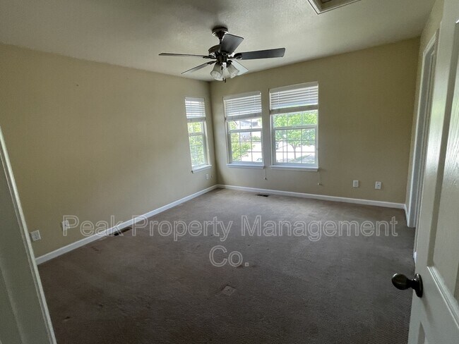 Building Photo - 1603 Robertson St