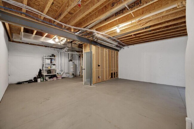 Building Photo - 2411 Trio Falls Dr