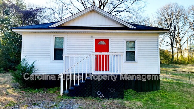 Primary Photo - 2037 Pine Dr