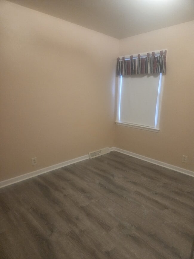 Building Photo - 9742 Port Sheldon St