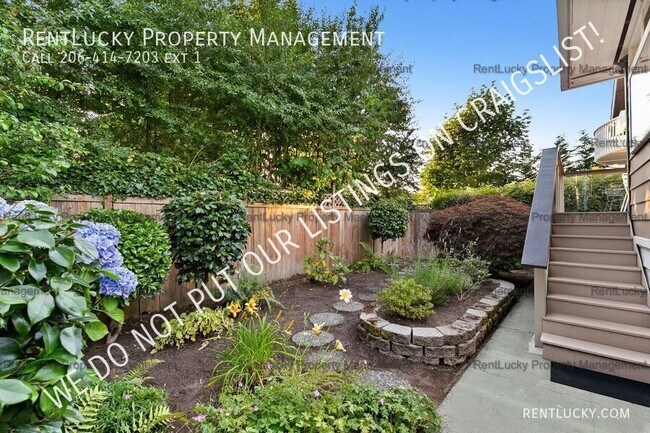 Building Photo - 4327 30th Ave W