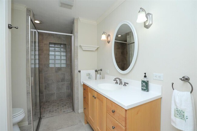 Building Photo - 5822 Cheena Dr