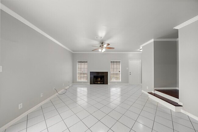 Building Photo - 7396 Regency Square Ct