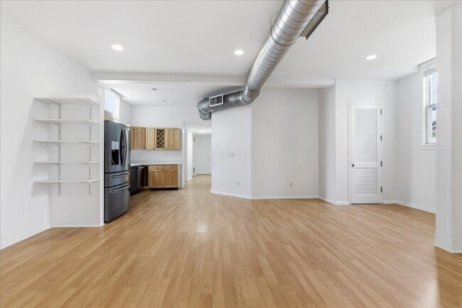 Building Photo - 235 Ogden Ave.