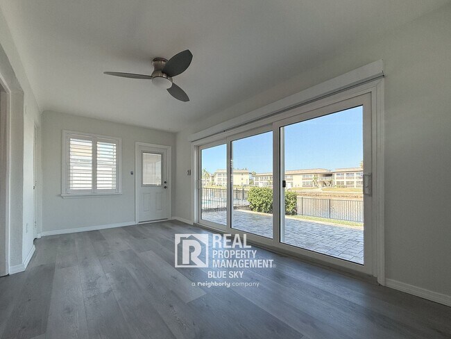 Building Photo - 4717 Floramar Terrace