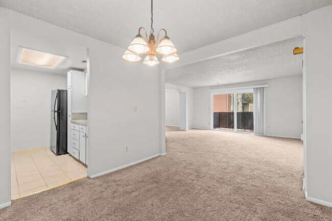 Building Photo - 12168 N Melody Dr